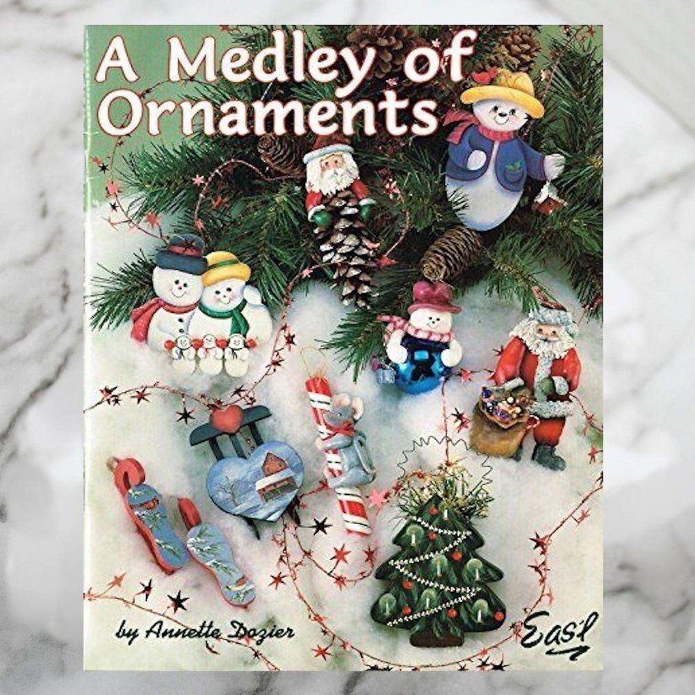 A Medley of Ornaments Holiday Painting Christmas Craft Book Annette Dozier 1996